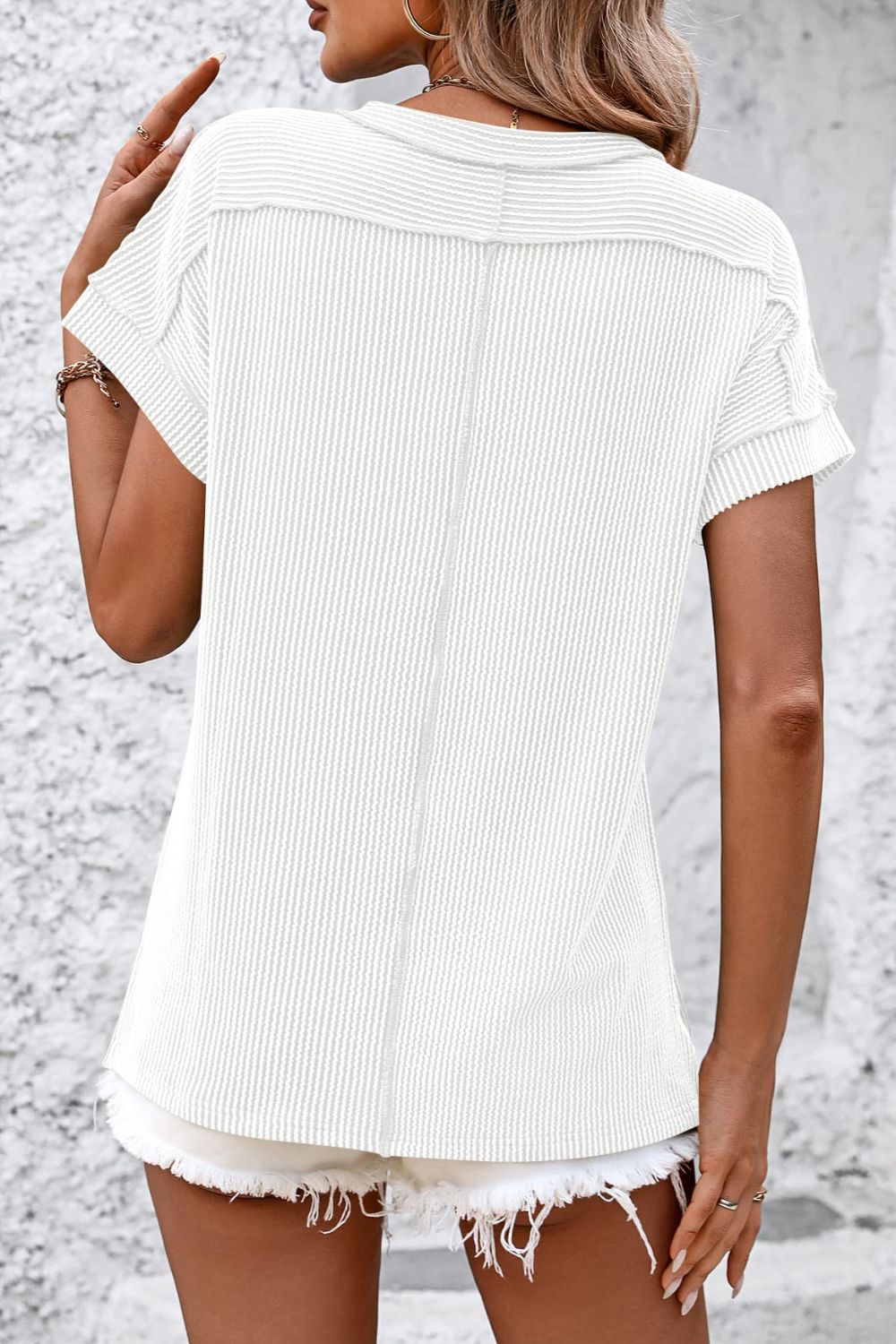 Damen T-Shirt Kurzarm Streifen gerippt Rundhals – zeitloser Alltagsbegleiter | Cleo