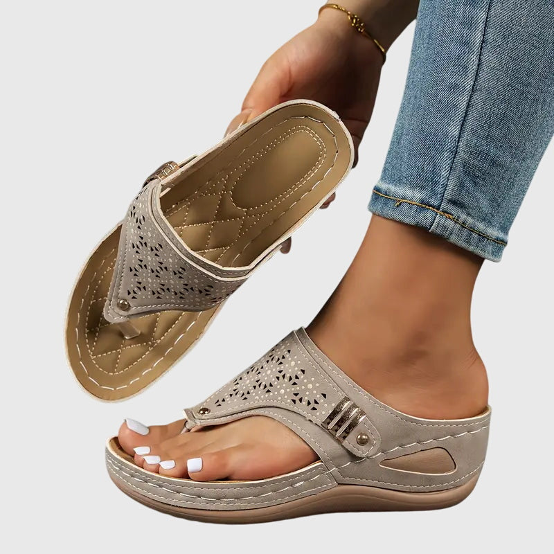 Damen Orthopädische Sandalen mit Fußbett Keilsohle – ergonomisch & bequem für den Sommer | Soraya