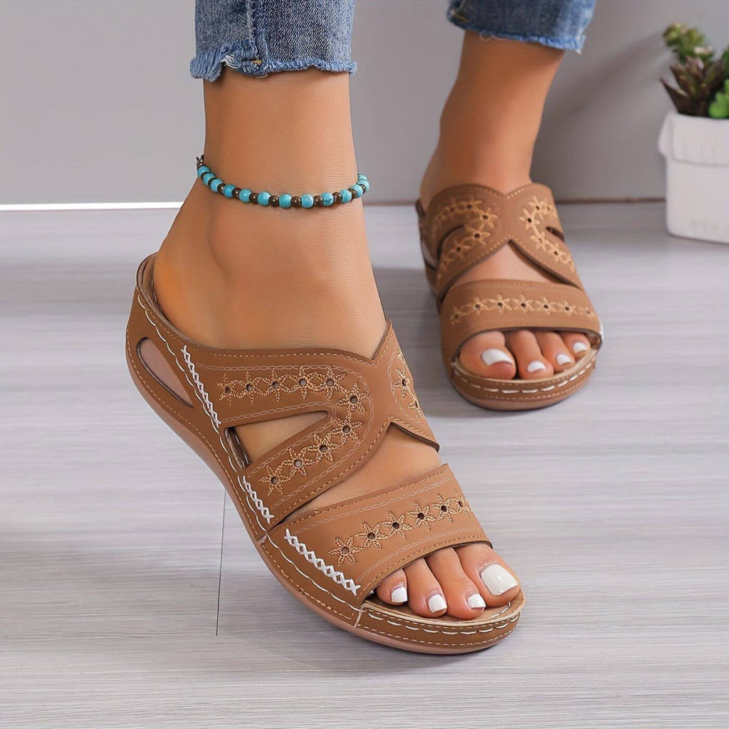 Damen Sandalen orthopädisch mit Fußbett rutschfest – Dämpfung für den ganzen Tag | Bessie