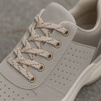 Damen Wanderschuhe orthopädisch mit Fußbett – atmungsaktiv, rutschfest, für Reise und Alltag | Gabriella