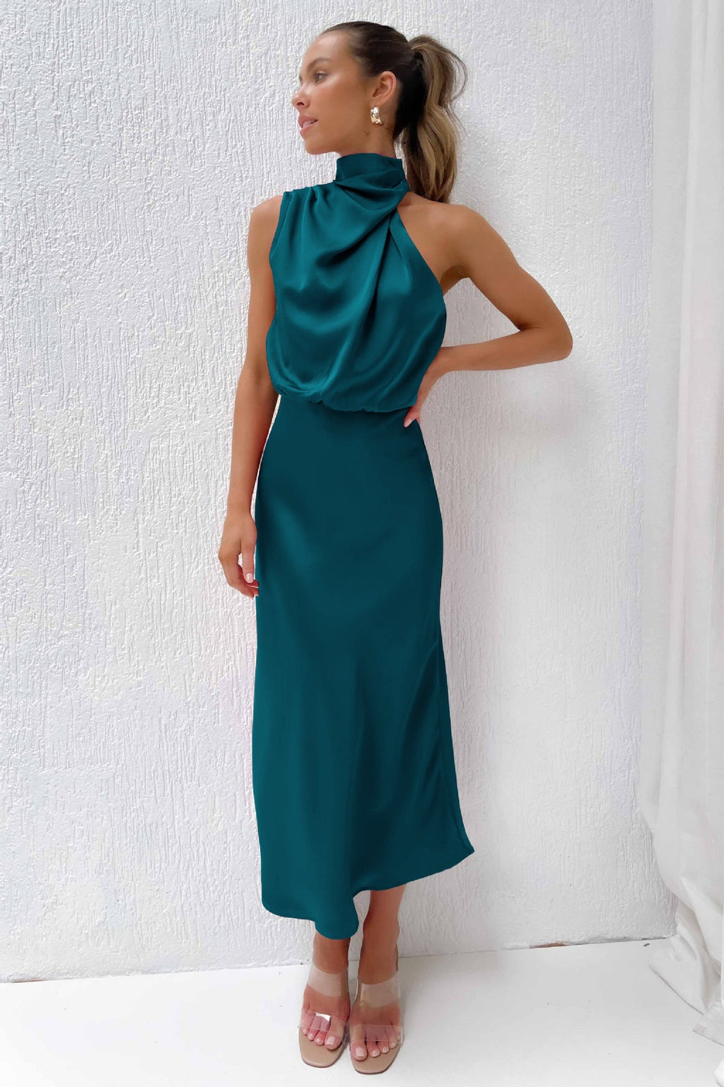 Damen Abendkleid Neckholder – festlich elegant für Hochzeit und Gala | Regina