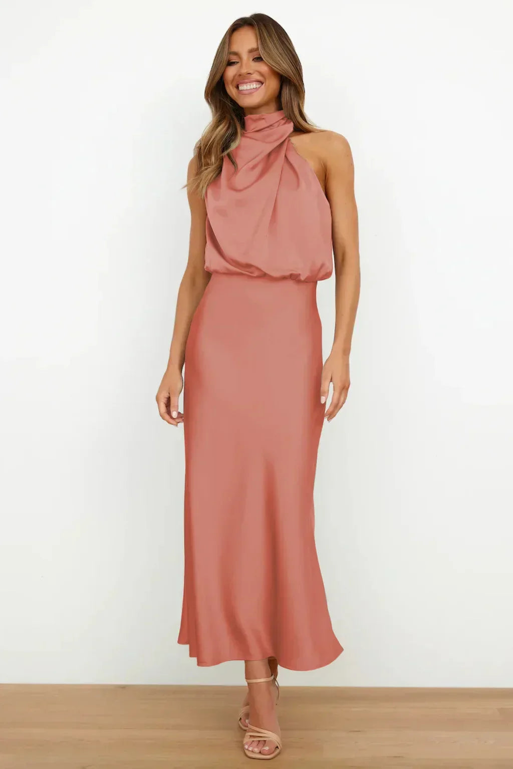 Damen Abendkleid Neckholder – festlich elegant für Hochzeit und Gala | Regina