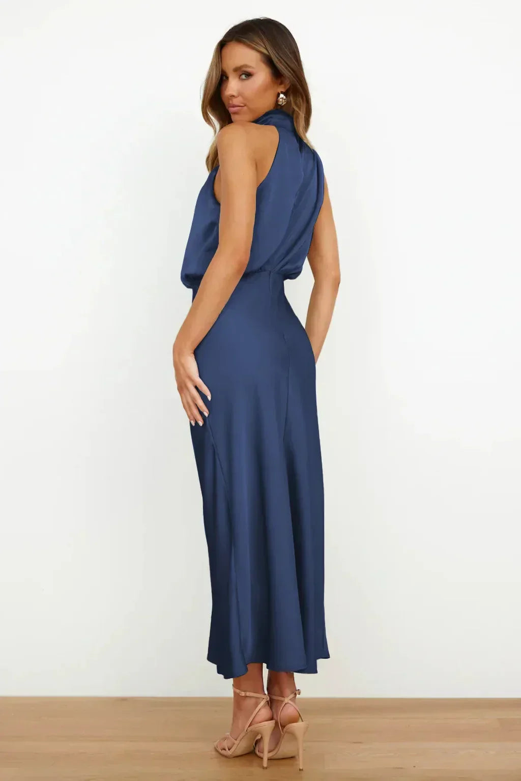 Damen Abendkleid Neckholder – festlich elegant für Hochzeit und Gala | Regina
