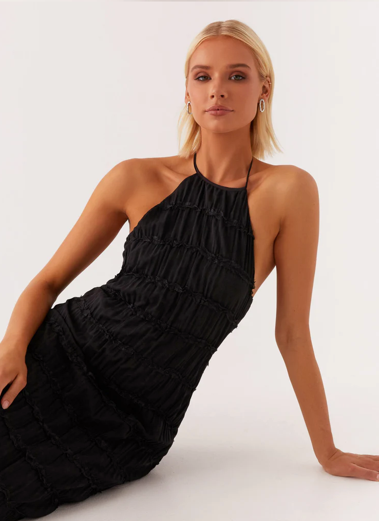 Damen Maxikleid Neckholder fließend – elegant für Hochzeit & Abend | Saskia