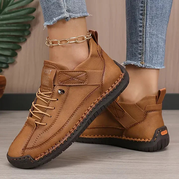 Damen Sneaker orthopädisch mit Fußbett – slip-on, gedämpfte Sohle, ganztägig bequem | Lily