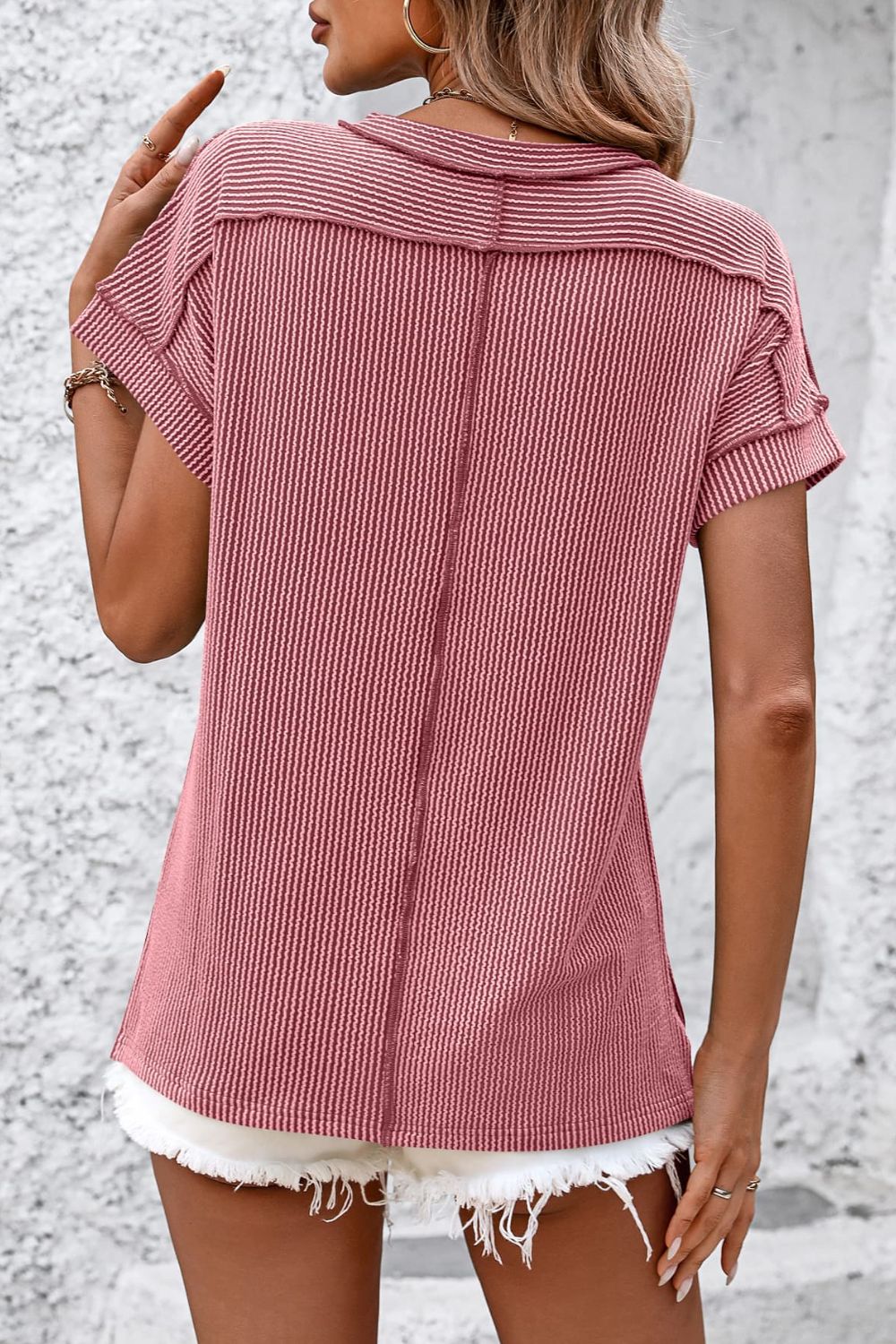 Damen T-Shirt Kurzarm Streifen gerippt Rundhals – zeitloser Alltagsbegleiter | Cleo