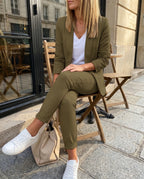 Women's Blazer and Pants Suit Set – Slim-Fit for Office & Business | Annika