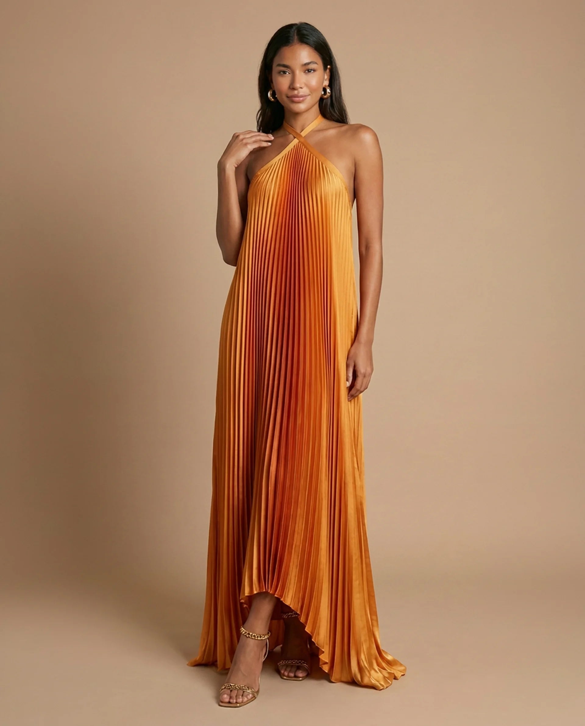 Damen Maxikleid Neckholder rückenfrei plissiert – Abendkleid für Abend & festliche Anlässe | Naomi