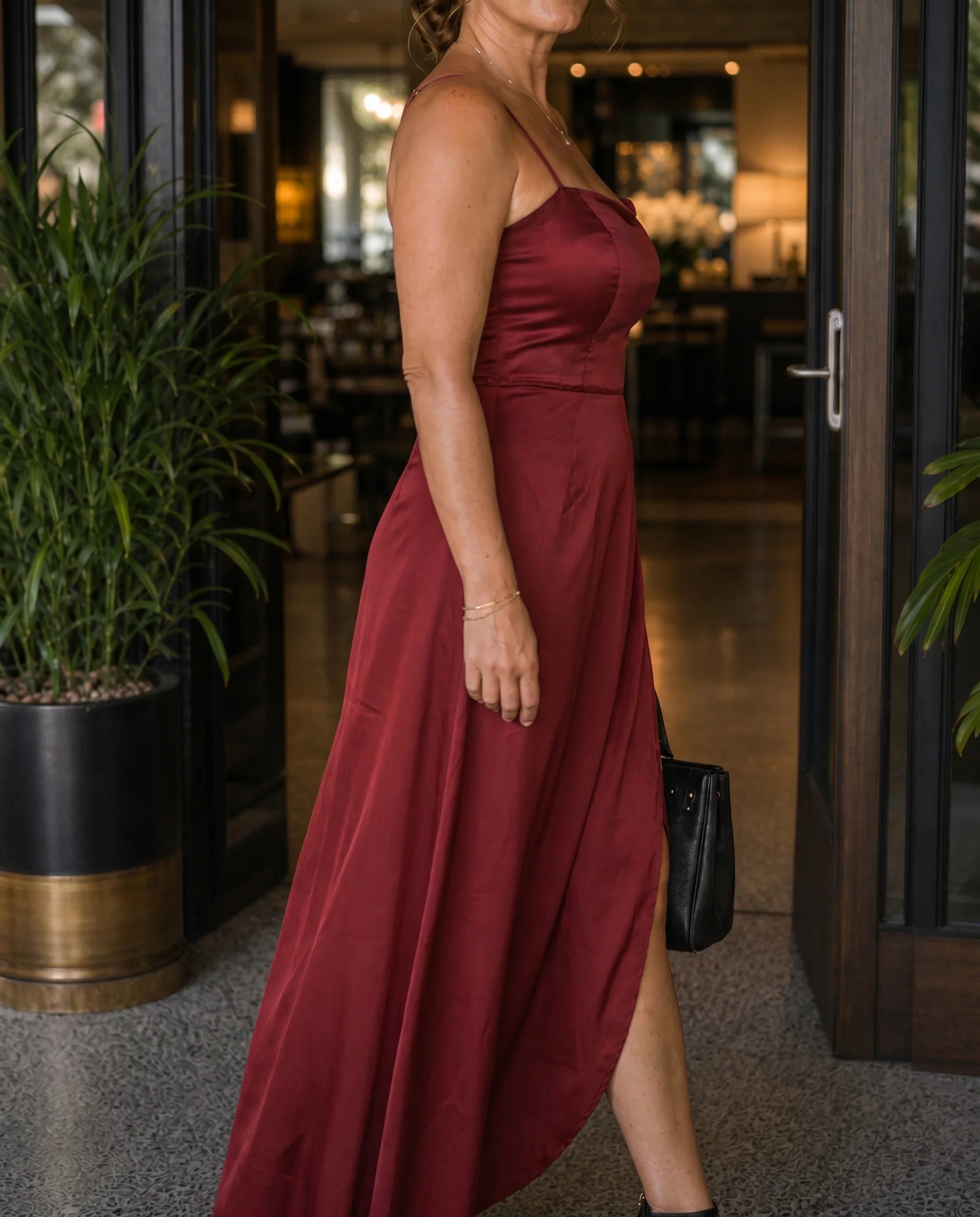 Women's Sleeveless Dress – Smooth Cut with Visible Slit | Sylvie