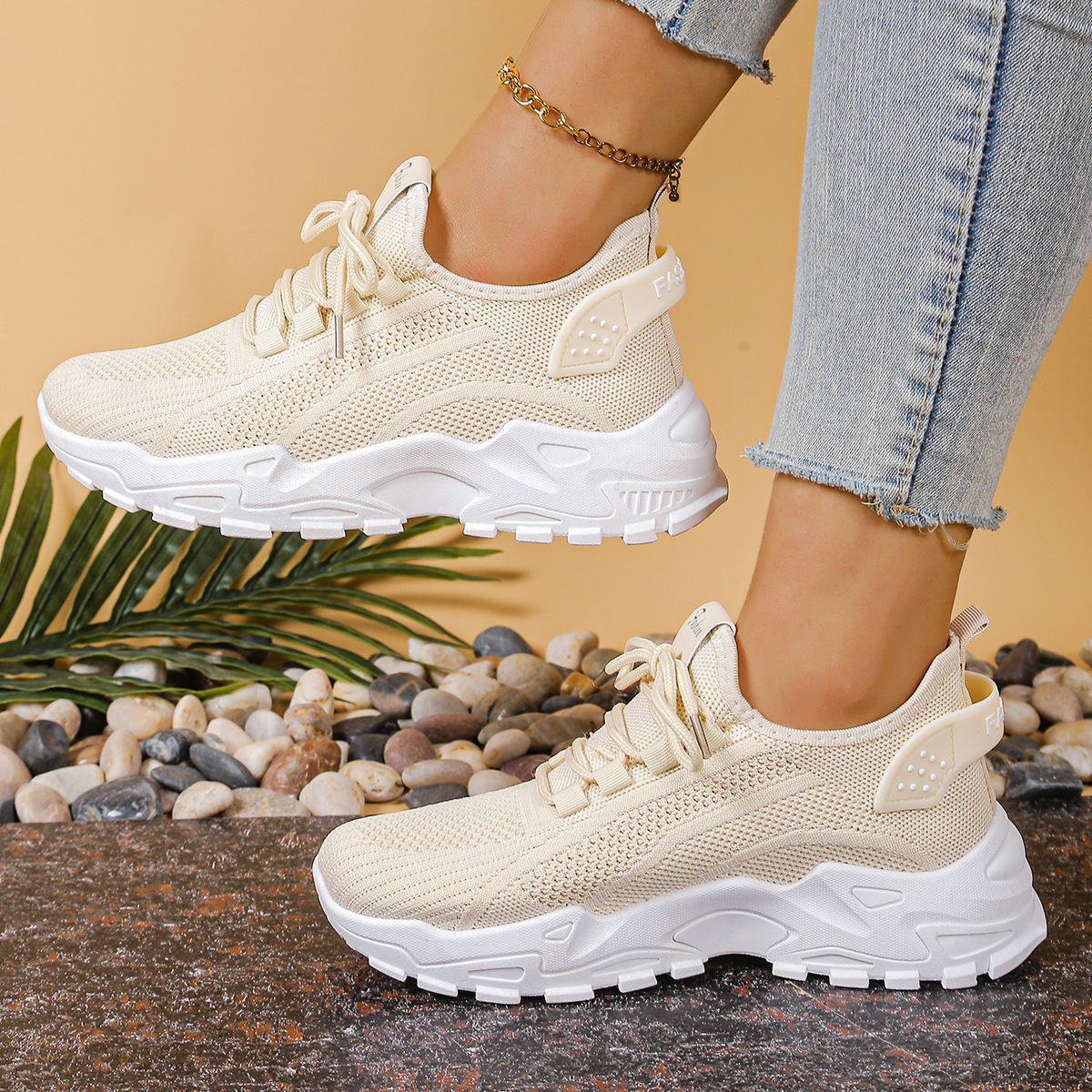 Damen Sneaker orthopädisch mit Fußbett – gedämpft, für den Alltag | Elle