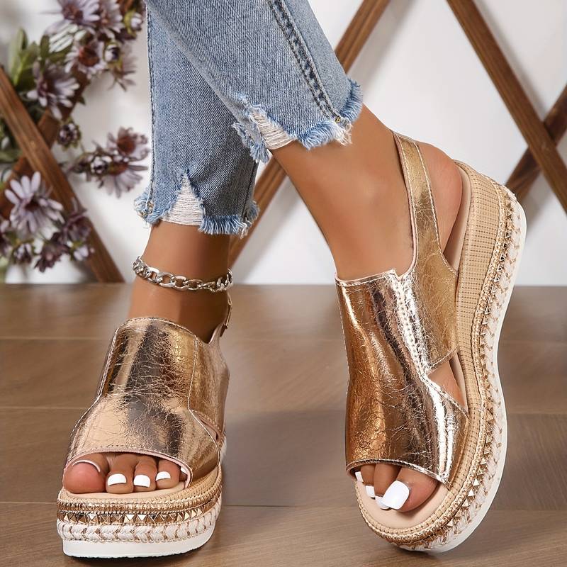 Damen Orthopädische Sandaletten mit Fußbett Metallic-Optik – für Freizeit & Abend | Solera